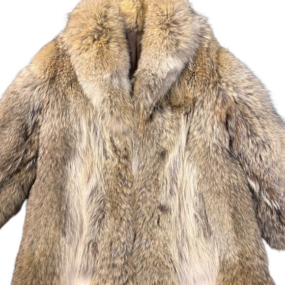 Vintage Fur Coat - Coyote - Picture 5 of 9